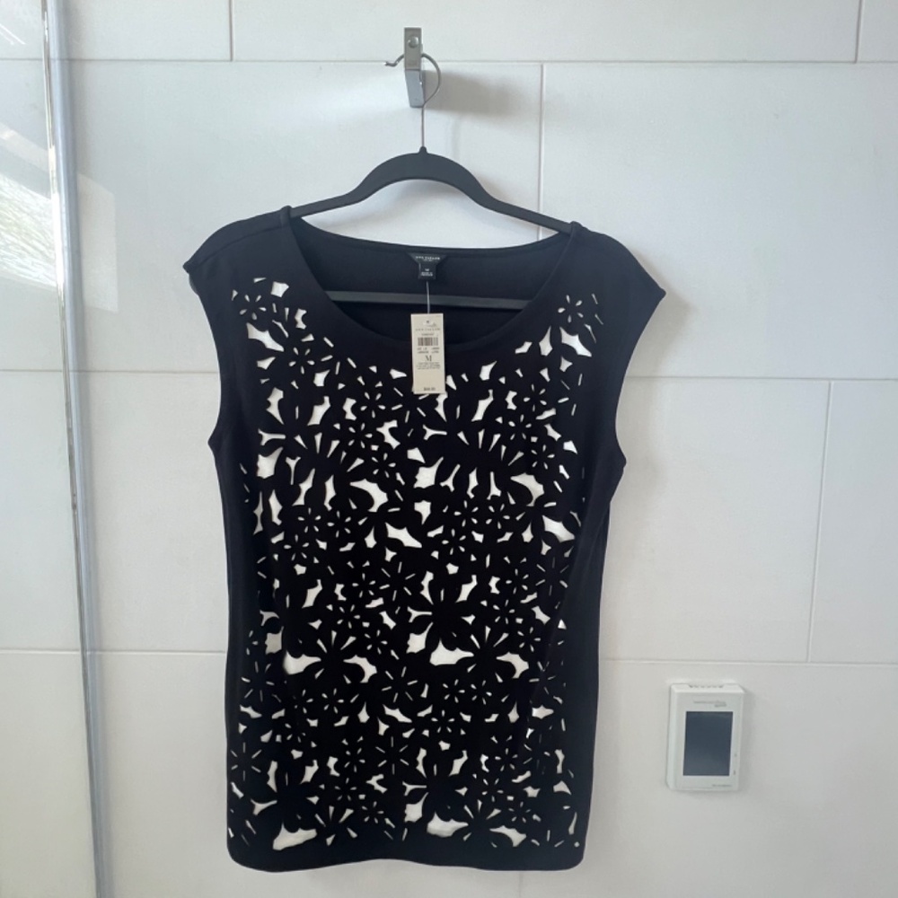 Ann Taylor Laser cut Black & White top NWT